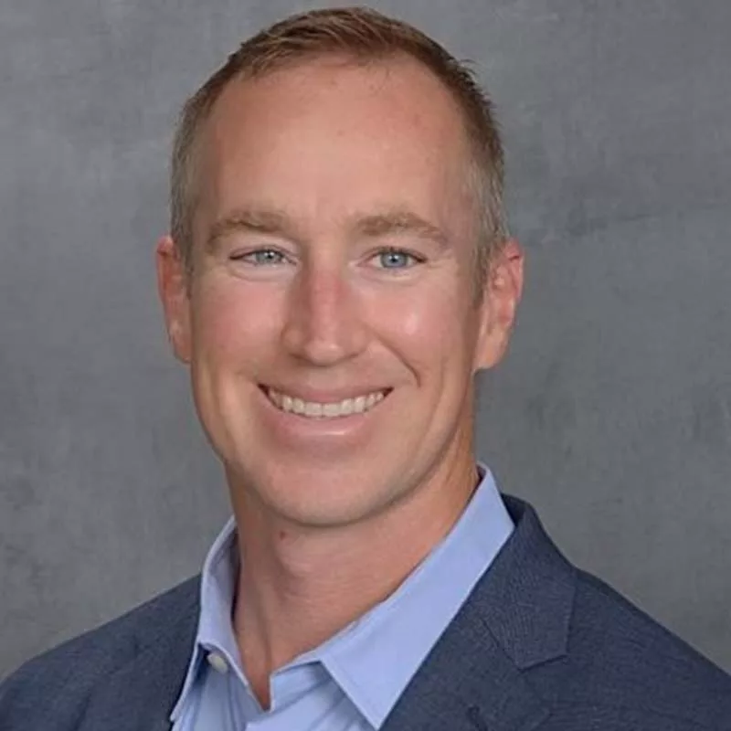 Chris R.